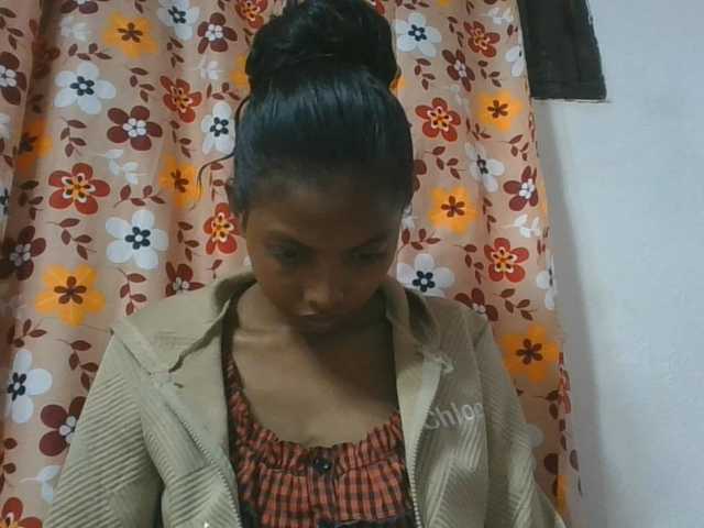 Layah7