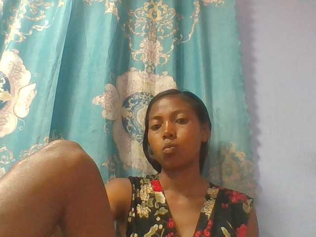 Layah7