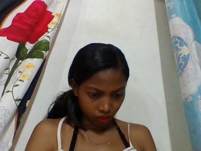 Layah7 live cam on BongaCams
