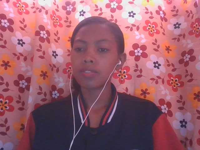 Layah7