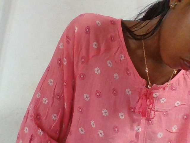 Layah7 live cam on BongaCams