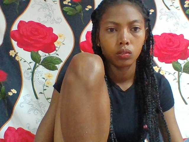 Layah7 live cam on BongaCams