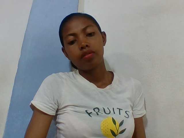 Layah7 live cam on BongaCams
