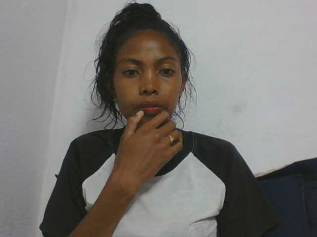 Layah7 live cam on BongaCams