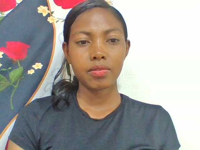 Layah7 live cam on BongaCams