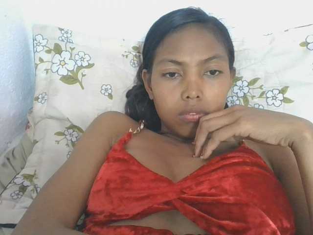 Layah7, en vivo ahora en BongaCams