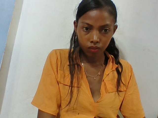 Layah7 live cam on BongaCams
