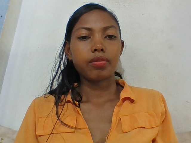 Layah7 live cam on BongaCams