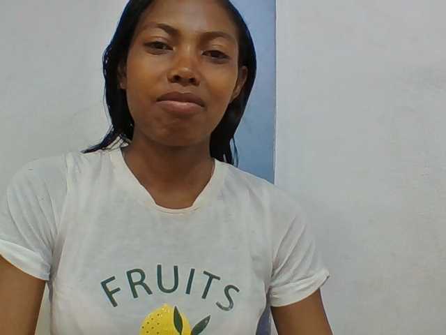 Layah7 live cam on BongaCams
