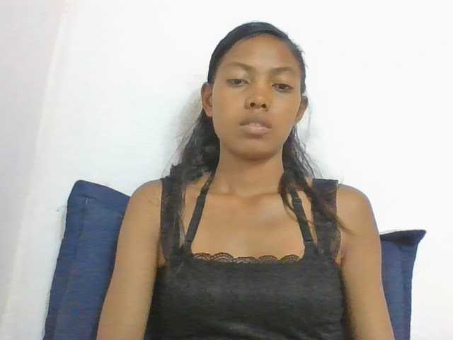 Layah7 live cam on BongaCams
