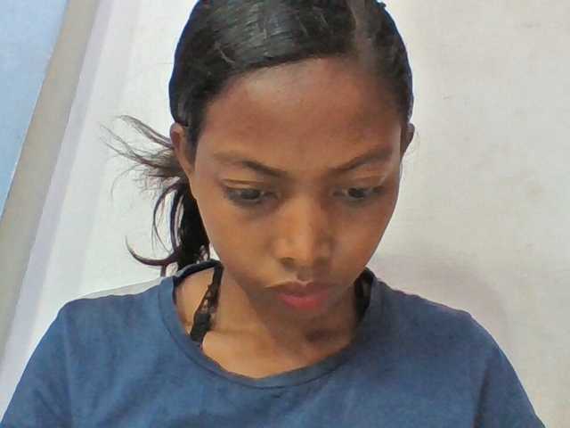 Layah7
