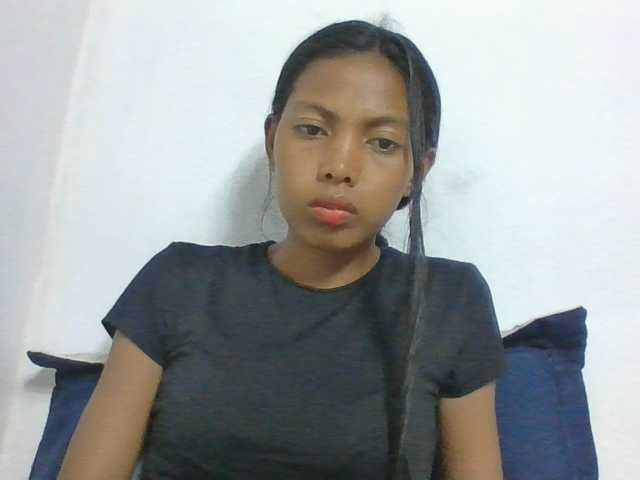 Layah7 live cam on BongaCams
