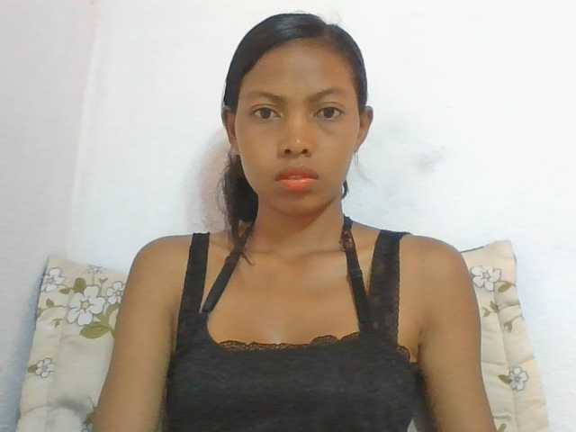 Layah7 live cam on BongaCams