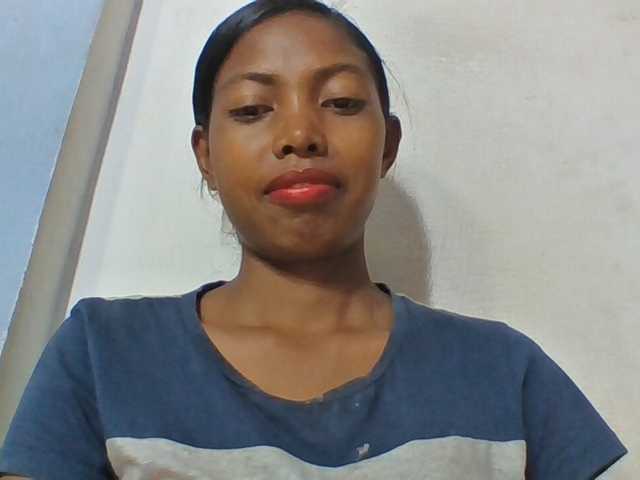 Layah7 live cam on BongaCams