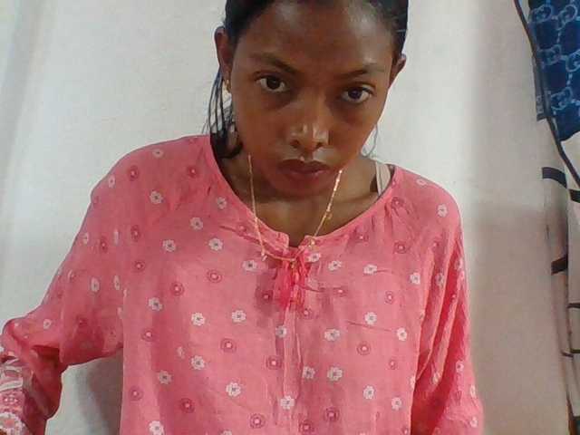 Layah7 live cam on BongaCams