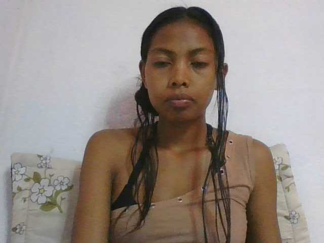 Layah7 live cam on BongaCams
