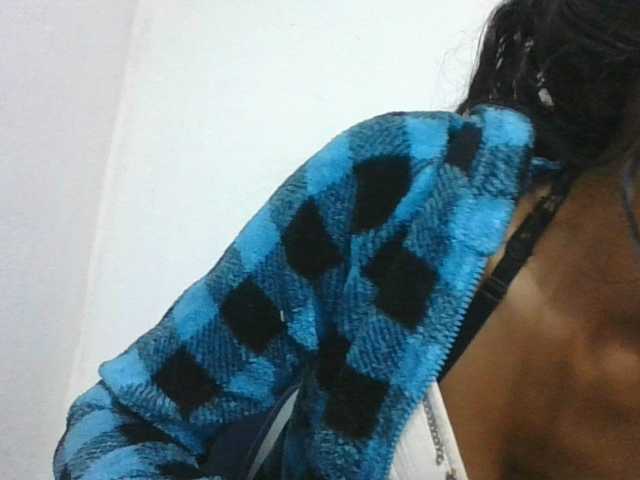 Layah7