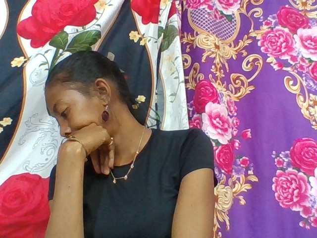 Layah7