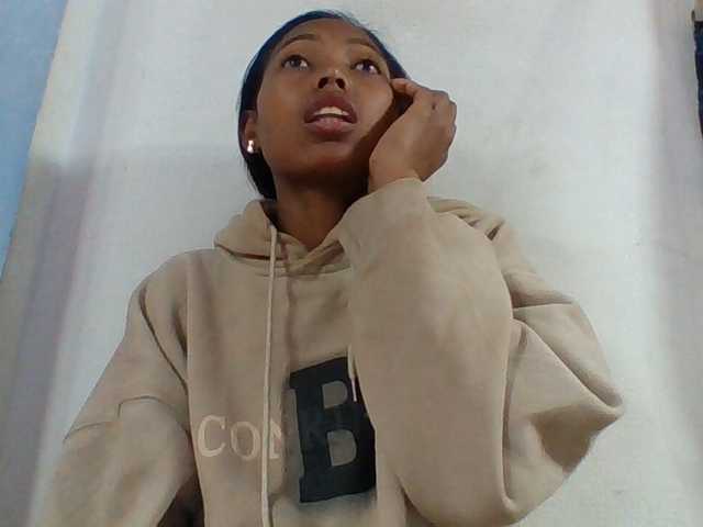 Layah7