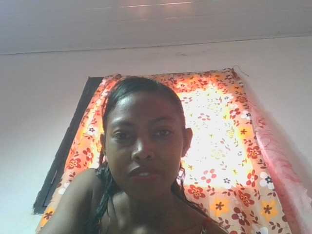Layah7