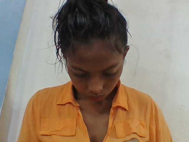 Layah7