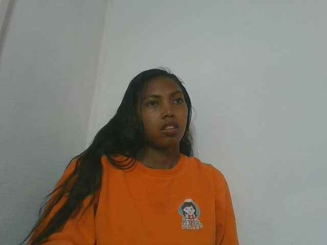 Layah7 live cam on BongaCams