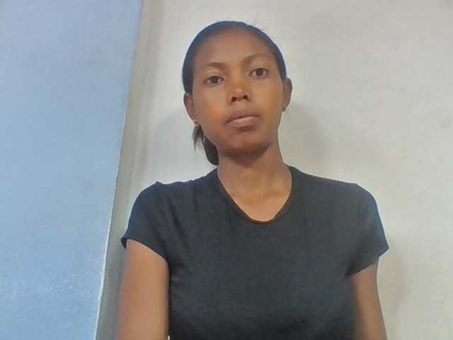 Layah7 live webcam show