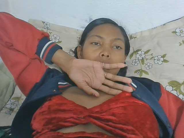 Layah7 live cam on BongaCams