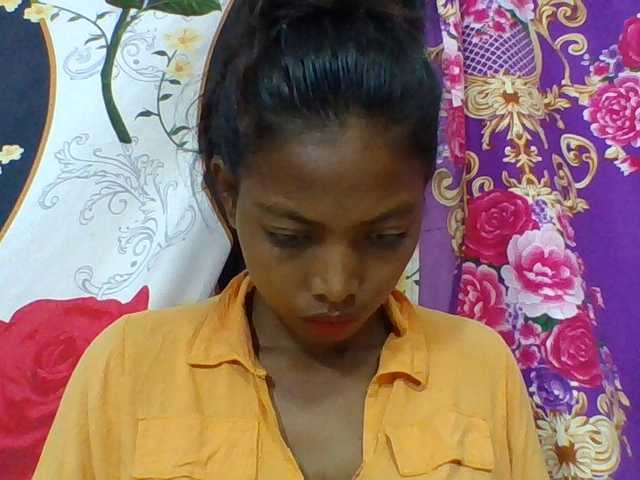 Layah7 live cam on BongaCams