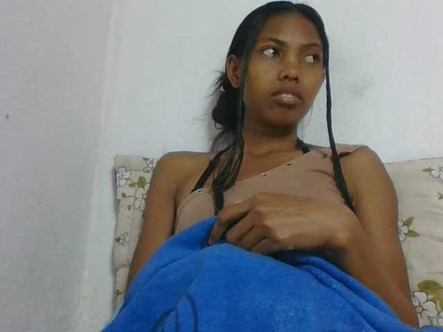 Layah7 live cam on BongaCams