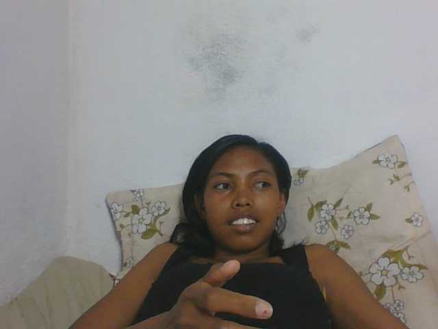 Layah7 live cam on BongaCams
