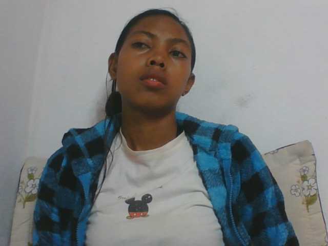 Layah7 live cam on BongaCams