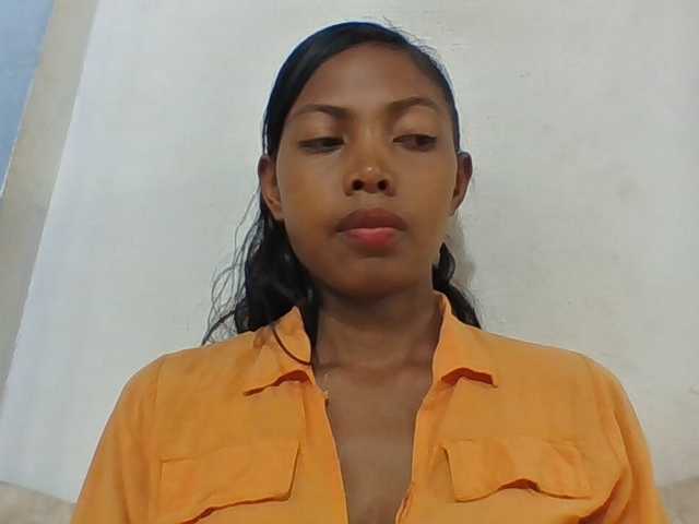 Layah7 live cam on BongaCams