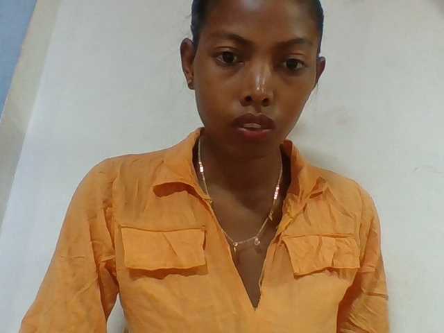 Layah7 live cam on BongaCams