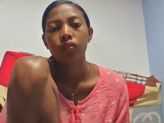Layah7 live cam on BongaCams