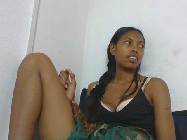 Layah7 live cam on BongaCams