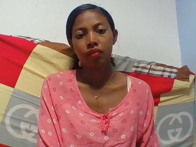 Layah7