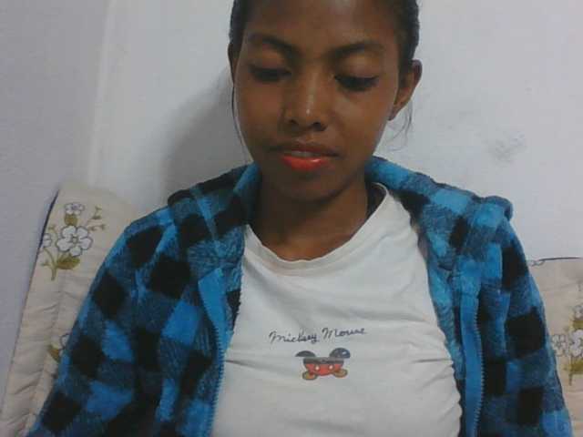 Layah7 live cam on BongaCams