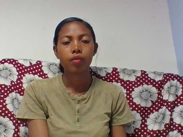 Layah7 live cam on BongaCams