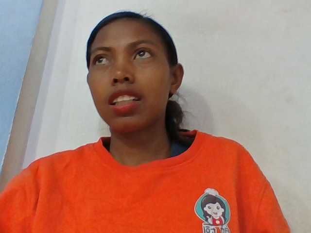 Layah7