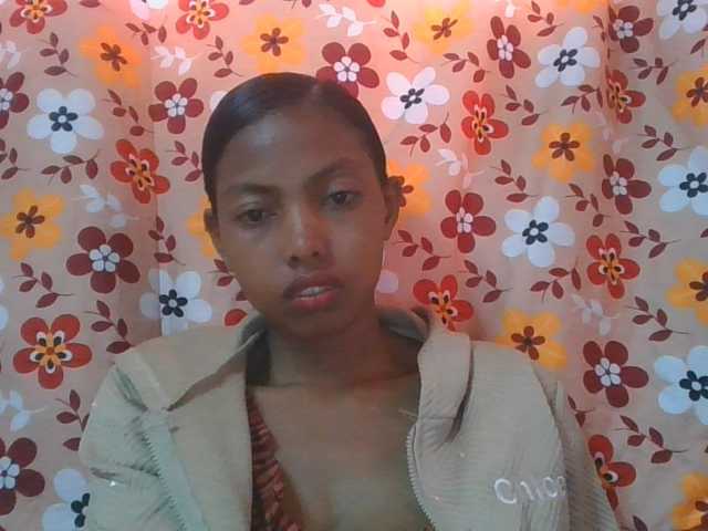 Layah7