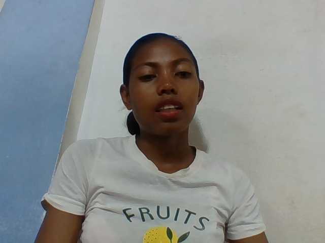 Layah7 live cam on BongaCams