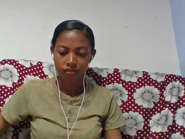 Layah7