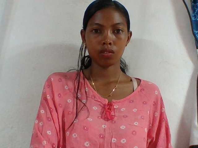 Layah7 live cam on BongaCams