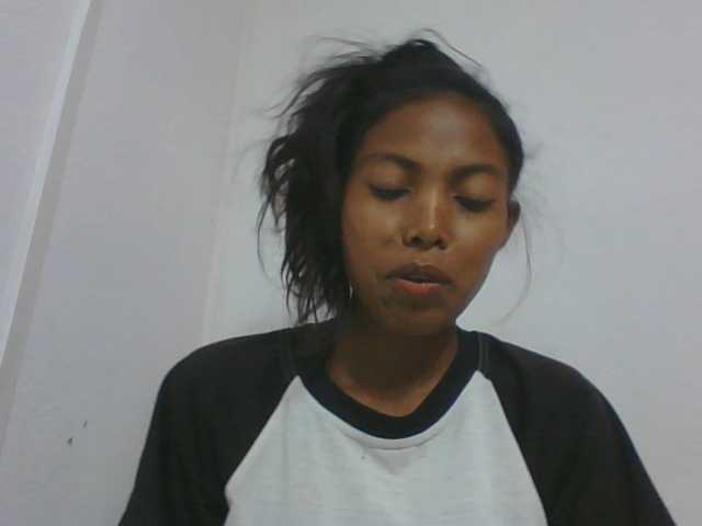 Layah7 live cam on BongaCams