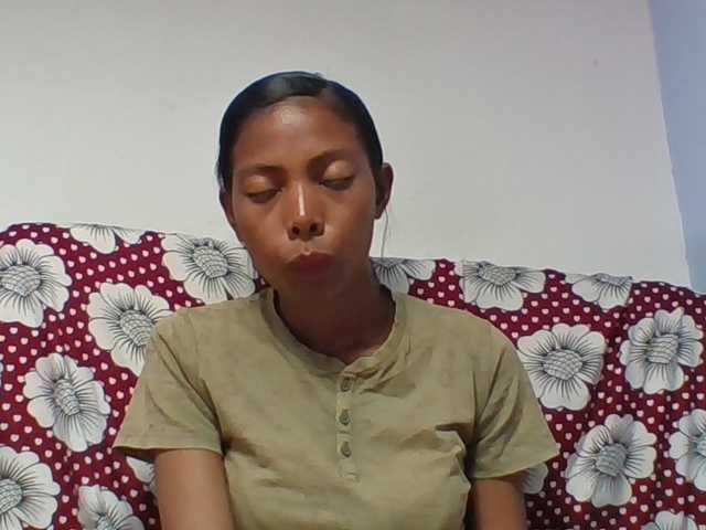 Layah7 live cam on BongaCams