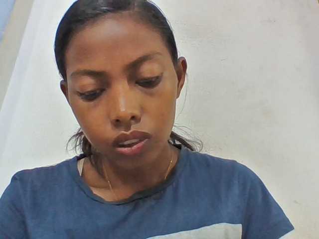 Layah7