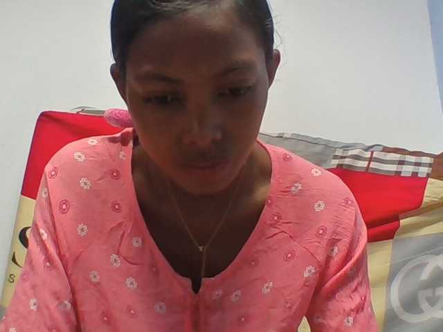 Layah7