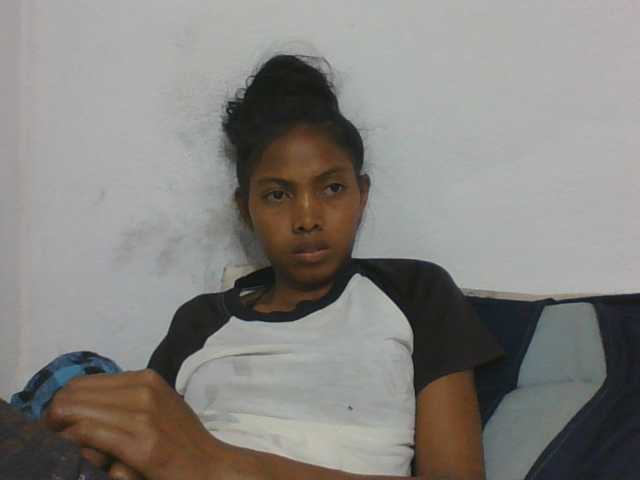 Layah7 live cam on BongaCams