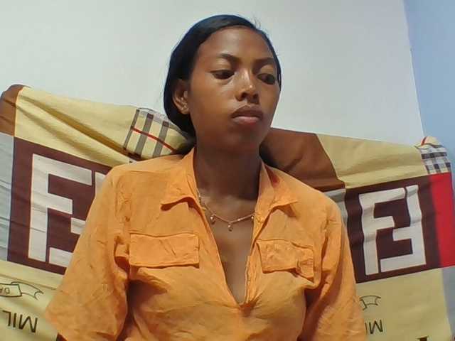 Layah7 live cam on BongaCams